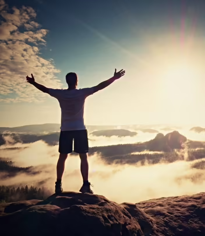 moyen puissant pour faciliter la détente et la transformation positive. Avec l'ajout de la PNL, Nathalie vous propose des séances individuelles pour explorer et améliorer divers aspects de votre vie. Croissance personnelle et résultats avérés visible